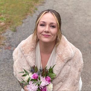 Meet your Posher, Carly